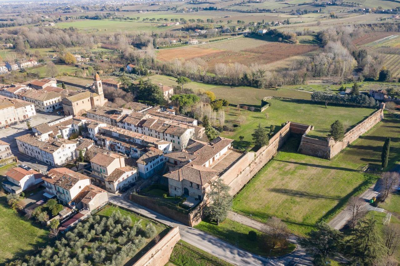 Castello Del Capitano Delle Artiglierie Bed and Breakfast Castrocaro Terme Buitenkant foto